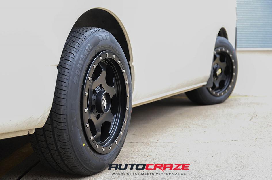 TOYOTA-HIACE-RG1-SATIN-BLACK
